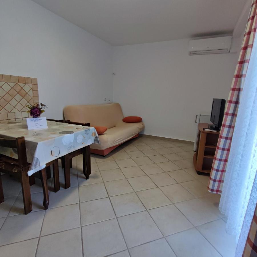 Apartmani Olivera 2 Supetarska Draga Zewnętrze zdjęcie